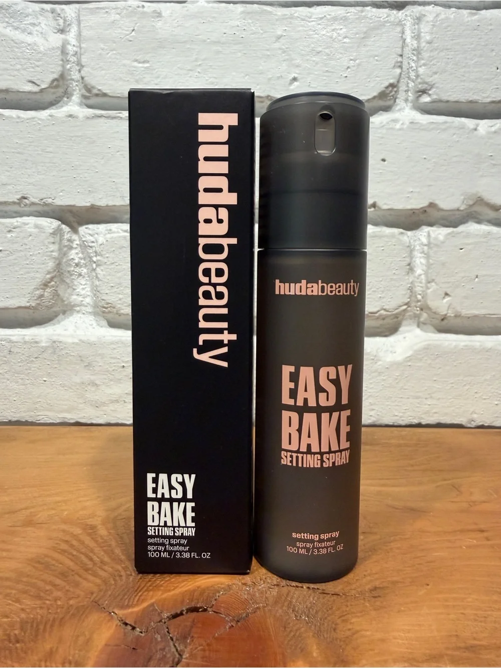 HUDA BEAUTY Easy Bake Setting Spray 100mL / 3.38 oz NIB Longwear Makeup Setting